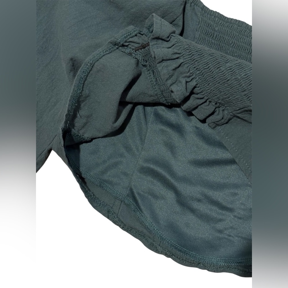 Green Cotton Cropped Top - Picture 7 of 7